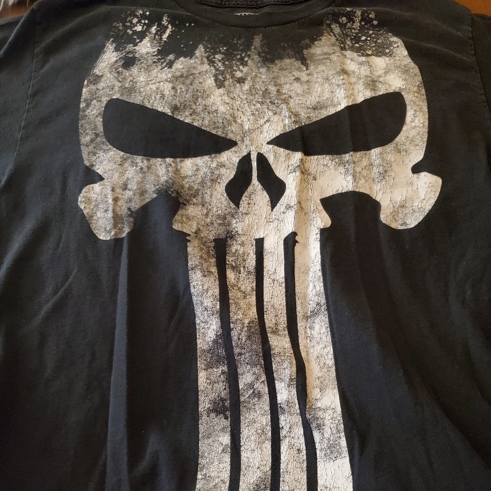 Mens Marvel Tee